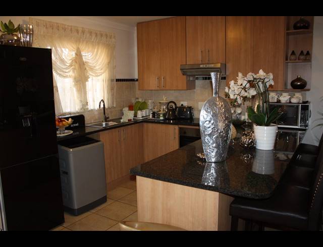 3 BEDROOM TOWNHOUSE SOLD IN THERESAPARK